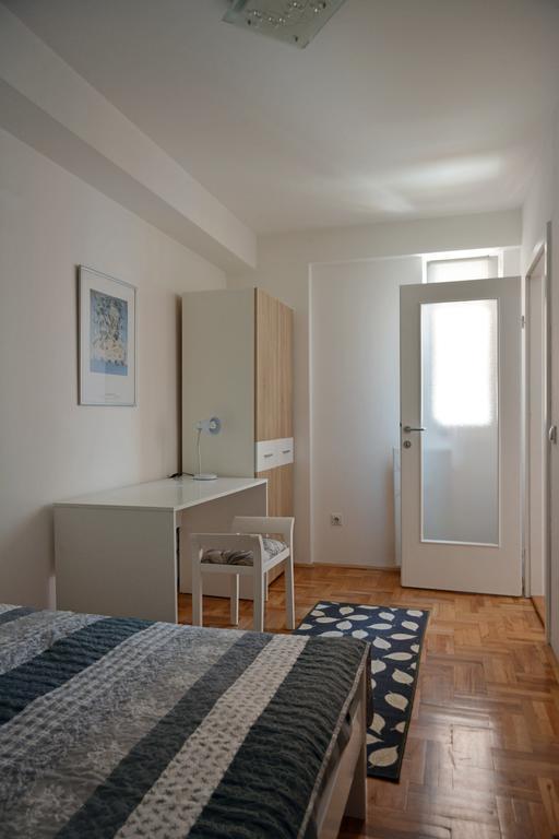 Trident Apartments Ni Exterior foto